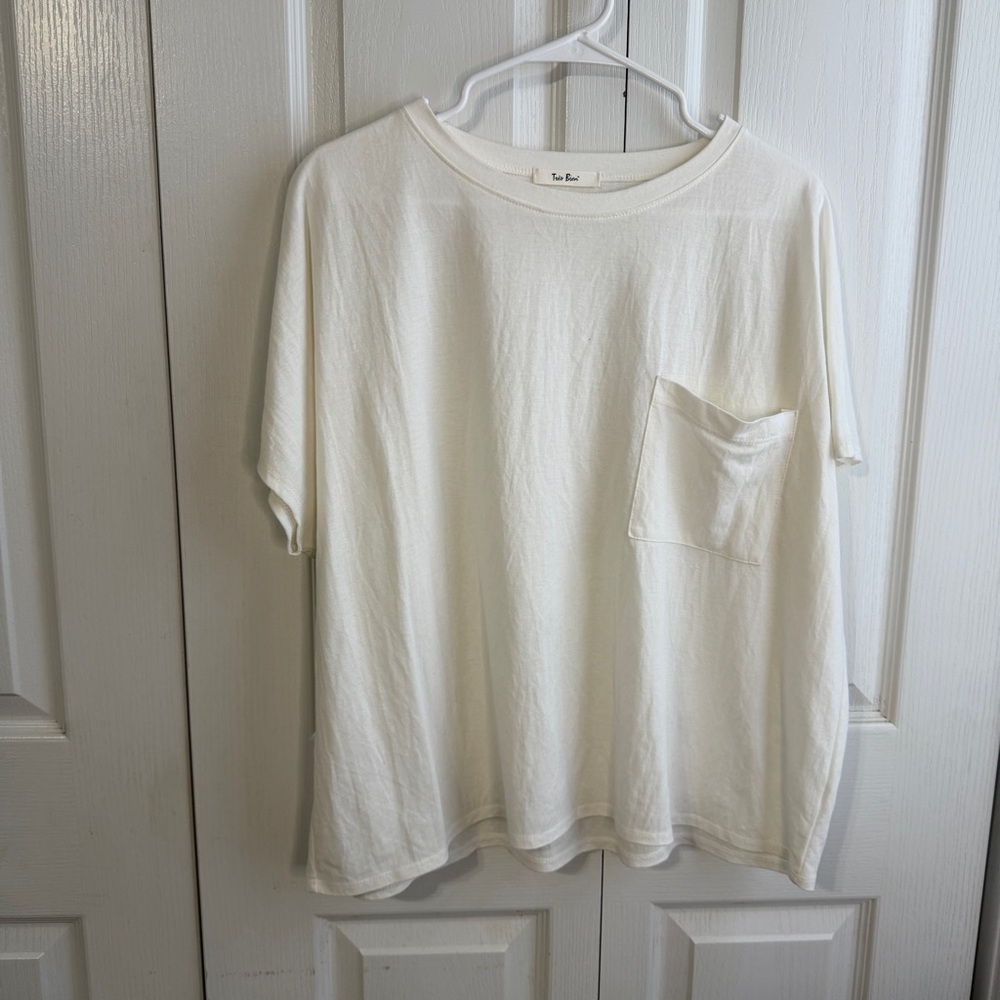 Tres Bien white short sleeve‎ tee size XL